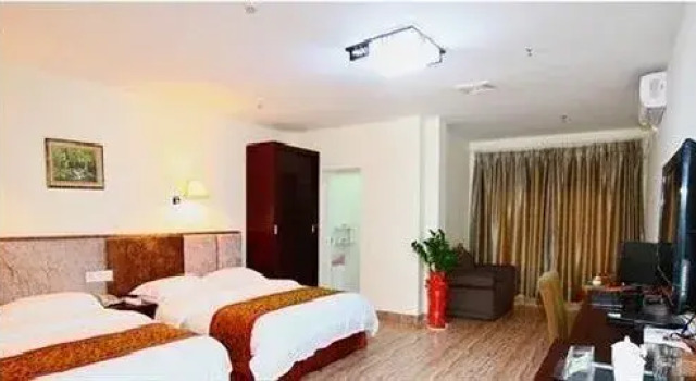 Rainbow Hotel - Xiamen