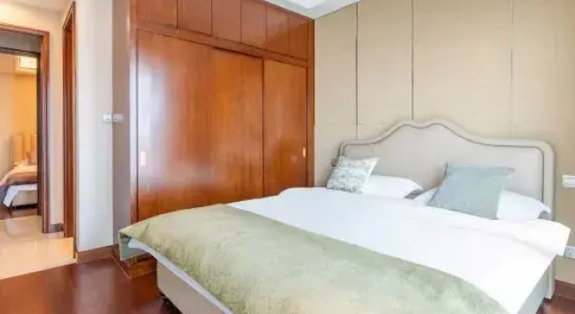 Люкс Luxury Yuehe Seaview Art Hotel (Dalian Donggang Venice Water City)