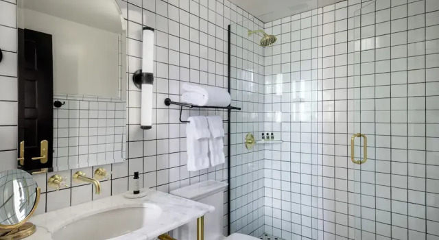Номер Superior The Avery Hotel