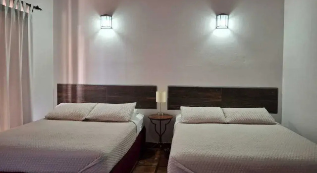 Четырёхместный номер Deluxe c 1 комнатой с балконом и с красивым видом из окна Hotel Jardín Garden de Granada Nicaragua