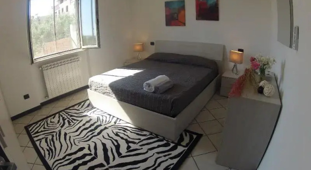 Mesha - Two Bedroom, Prenota Hotel Hotel a Lazio con parcheggio, Parcheggio