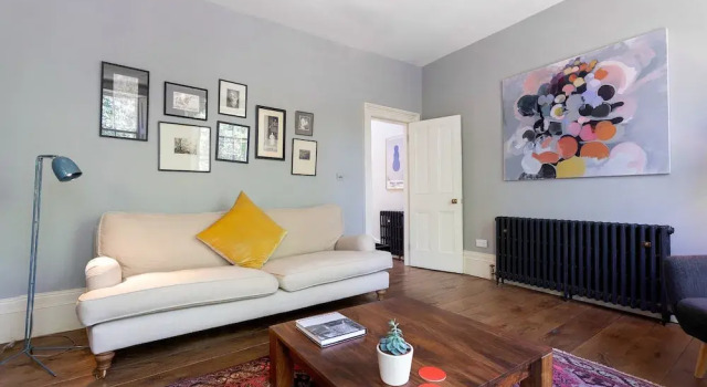 Two Bedroom House in Islington