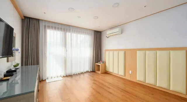 Номер Standard Shin Shin Hotel Jeju City