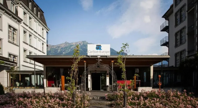 Carlton-Europe Vintage Adults Hotel