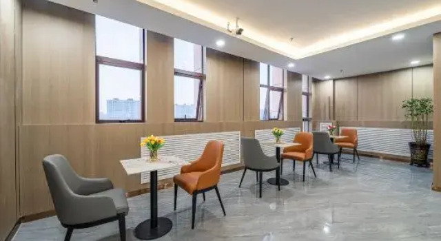 Rezen Select Hotel, Book Hotel Hotels in Xinjiang with Parking, Parking