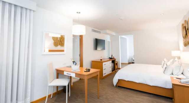 Двухместный полулюкс Meliá Lima