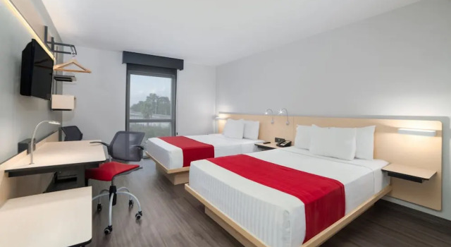 Четырёхместный номер Standard City Express by Marriott Silao Aeropuerto