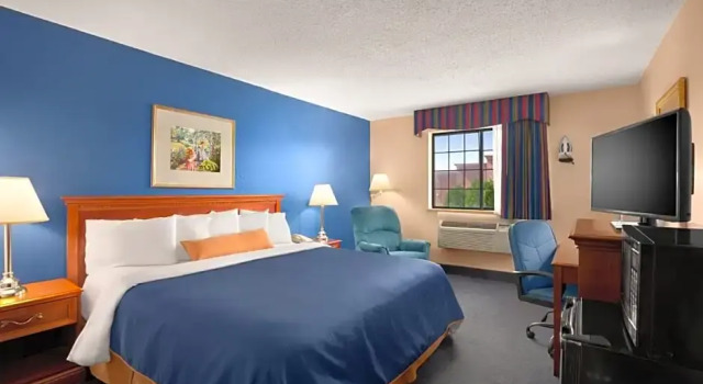 Номер Business Days Inn by Wyndham Keene NH