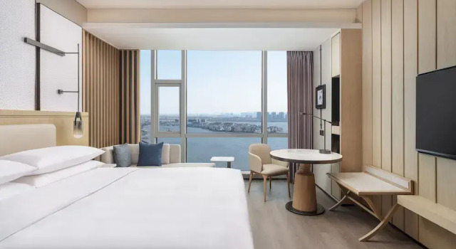 Двухместный номер Standard с видом на озеро Qingdao Marriott Hotel Jiaozhou