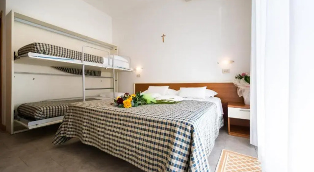 Трёхместный номер Comfort Hotel Lem-Casadei