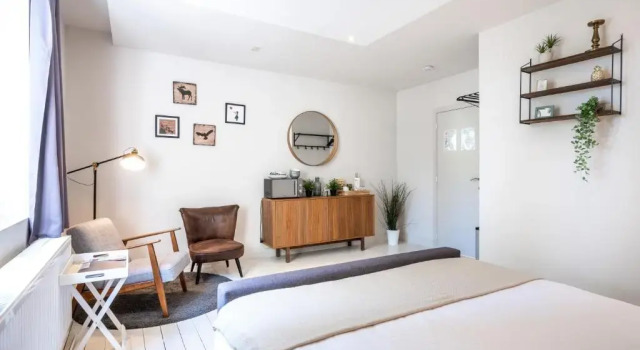 Номер Standard Spacious Guest Suites near Historic Market - 5 Min Walk