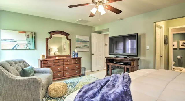 5 Mi to Bethany Beach: Chic Home w/ Grill!, Забронировать Дом для отпуска Коттеджи Philadelphia Metropolitan Area, Коттедж