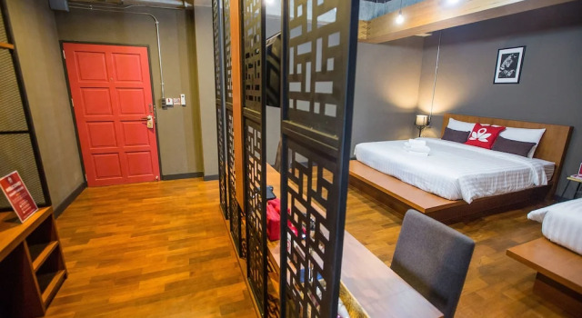 ZEN Rooms Nimman 13, Забронировать Отель Отели Чиангмай с парковкой, рядом с Нимман Хаемин, Парковка