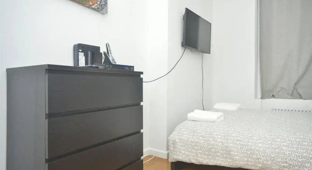 Sky - Luxury Apartments, Забронировать Апартаменты/квартира Отели Нью-Йорка с бассейном, рядом с Edge NYC, Бассейн