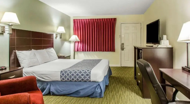 Номер Standard Rodeway Inn Groton - New London