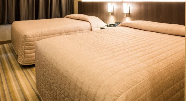 Четырёхместный номер Classic Le Chabrol Hotel & Suites