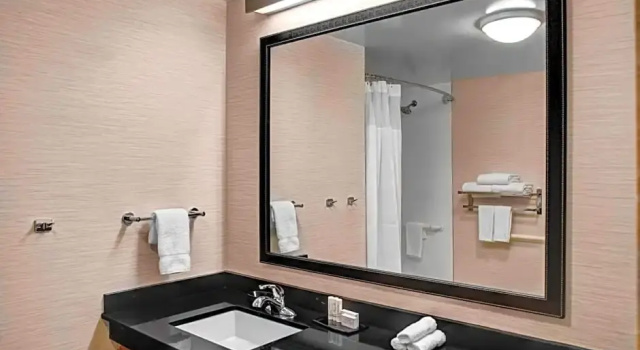 Двухместная студия для гостей с ограниченными возможностями Fairfield Inn & Suites by Marriott Los Angeles LAX/El Segundo