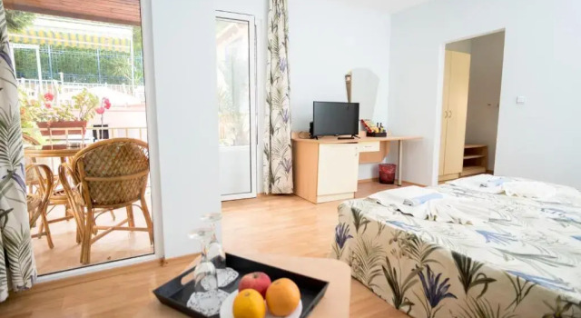 Holiday Village Interpark, Varaa Hotelli Hotellit Varna region uima-altaalla, Uima-allas