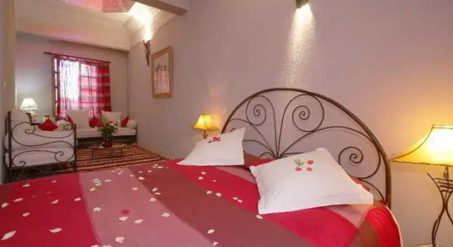 Camera Standard Riad Cannelle