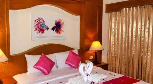 Двухместный номер Deluxe Diva Patong Hotel