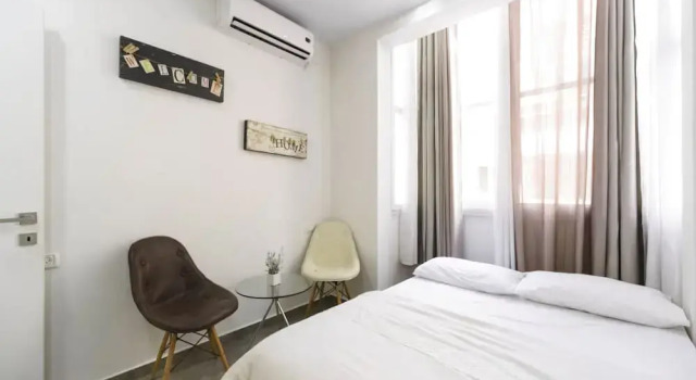 3 Bedrooms - Ben Yehuda, Забронировать Отель Тель-Авив Тель-Авивский округ, рядом с Площадь Рабина