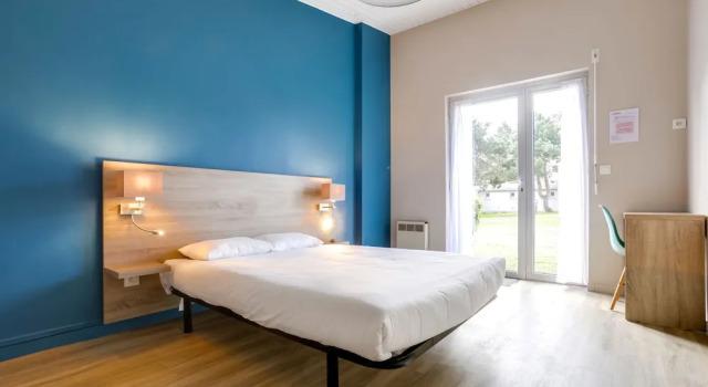 Azureva Club Hauteville, Book Resort Hotels in Manche with Parking, Parking