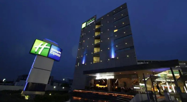 Кровать в общем номере Holiday Inn Express Toluca Galerias Metepec by IHG