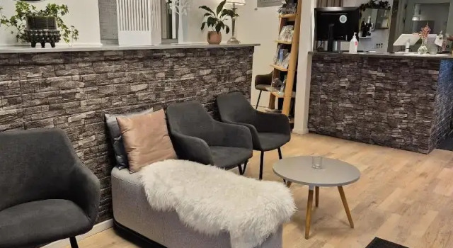 Smålandsstenar hotell, Rezerwuj Hotel Smalandsstenar Jonkoping