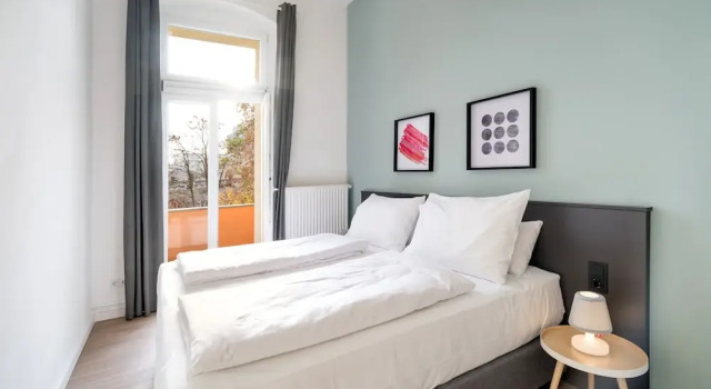 Семейные апартаменты с 4 комнатами с балконом BENSIMON apartments Mitte/Wedding