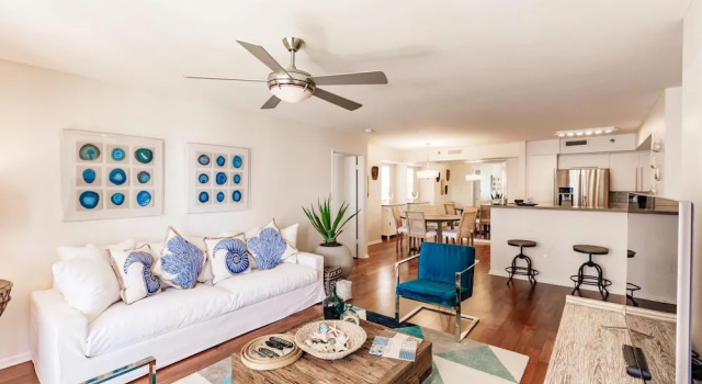 Коттедж Uhost AI 3BR Condo Stunning Water Views