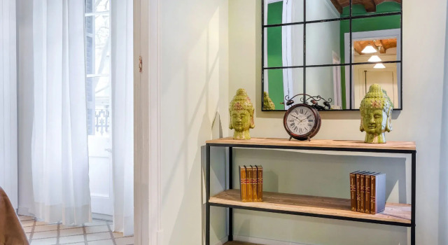 Urban District - St. Antoni Market Apartment, Забронировать Апартаменты/квартира Сантс-Монжуик , рядом с Парк скульптур