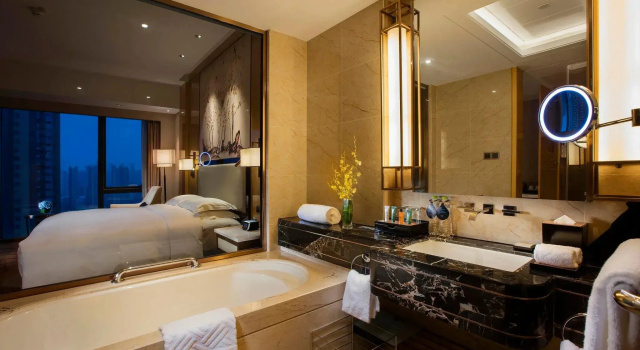 Hilton Wuhan Riverside