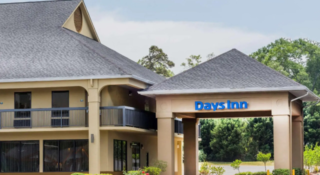 Кровать в общем номере Days Inn by Wyndham Elberton