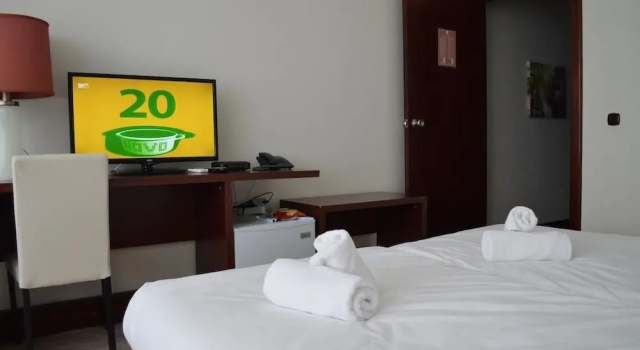 Двухместный номер Superior с балконом Garni Hotel Jugoslavija