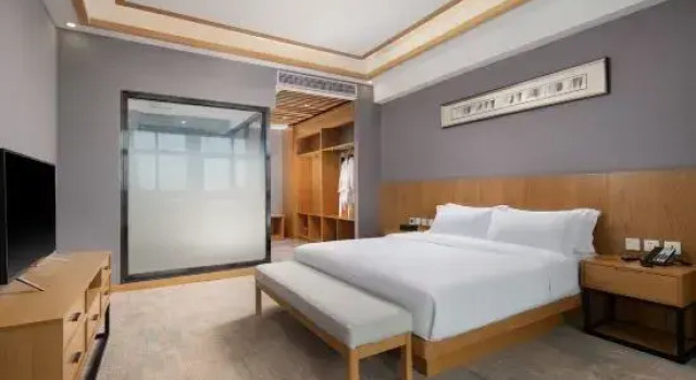 Люкс Deluxe Wanda Yue Hotel Kunnming