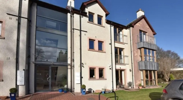 Коттедж Inverness City Apartment