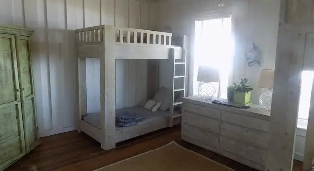 Delta House - 6 Br Home