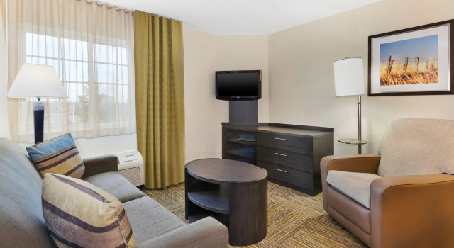 Двухместный люкс c 1 комнатой Candlewood Suites Polaris by IHG