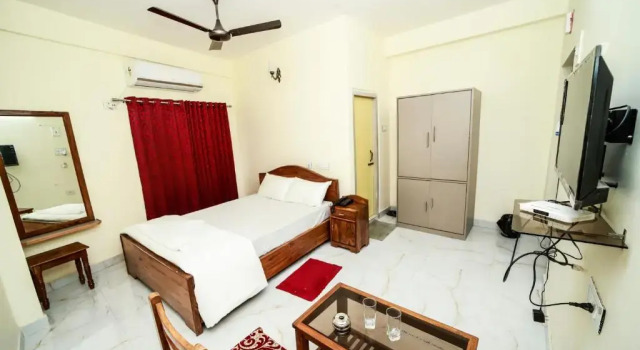 Rishika Guest House And Banquet, Prenota Affittacamere Hotel a Barasat con colazione, Colazione