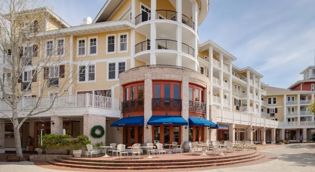 Bungalos 2472 G 3BR BA 10, Varaa Hotelli Hotellit Emerald Coast uima-altaalla, Uima-allas