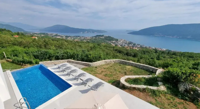 Вилла Pool Villa Luxoria Trebesin