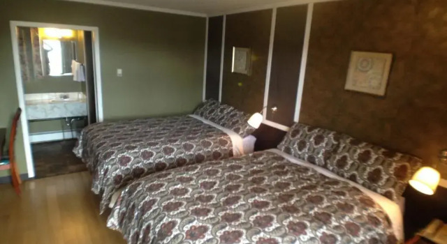 Четырёхместный номер Standard Galaxy Motel