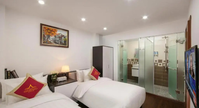 Трёхместный номер Standard S Central Hotel & Spa