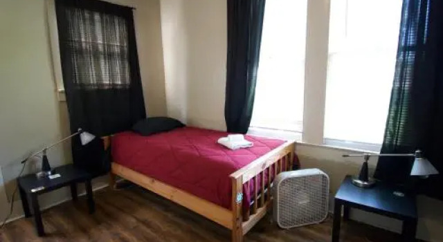 Cajun Hostel Downtown, Забронировать Хостел Лафайетт Acadiana, рядом с Youth Park