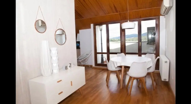 Ático Jaca Oroel, Book Hotel Hotels in Aragon with Parking, Parking