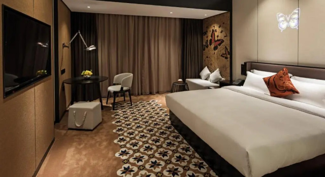 Paco Hotel Guangzhou Chebeinan Metro Branch, Rezerwuj Hotel Hotele w Guangdong z parkingiem, Parking