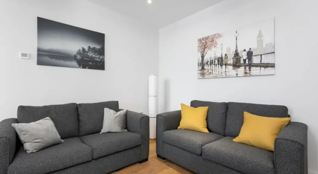 Modern Townhouse Near 02 Arena & Excel