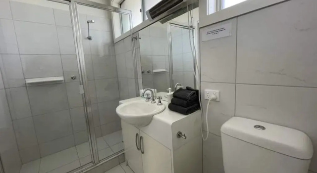 Апартаменты Moody's Beach Apartment