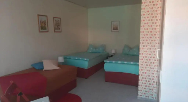 Ferienwohnung Uenglingen, Prenota Hotel Hotel a Garz con parcheggio, Parcheggio