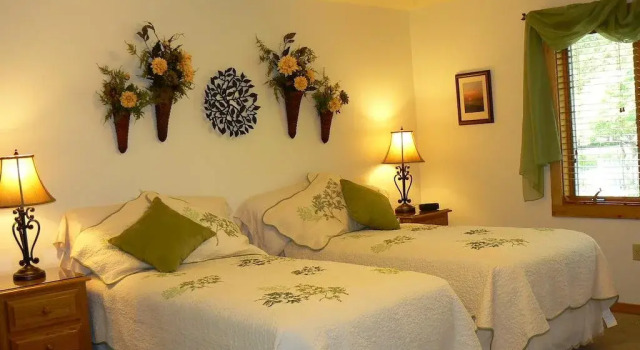 Wilder Inn, Забронировать Отель Эфрейм Door County